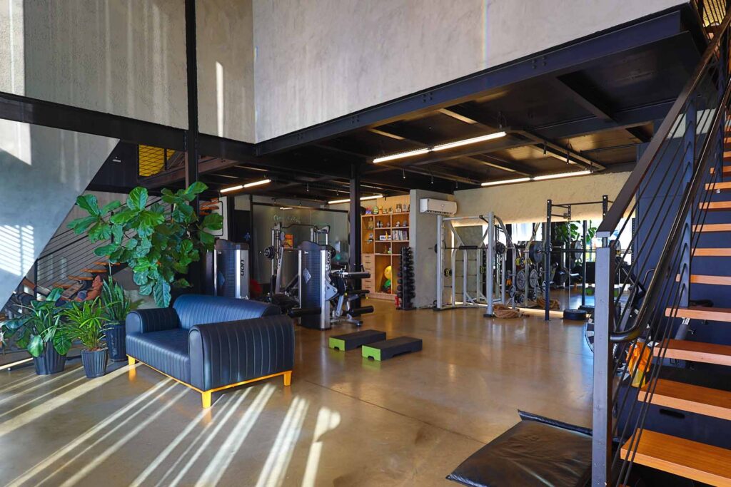 Studio Science Peak Sports horizontal 17